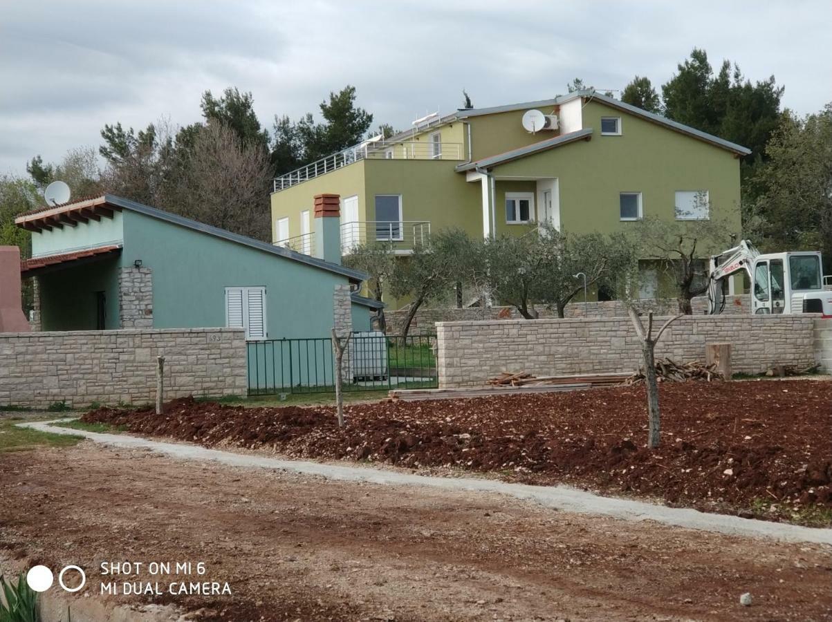 Apartments Nogic Peroj Kültér fotó